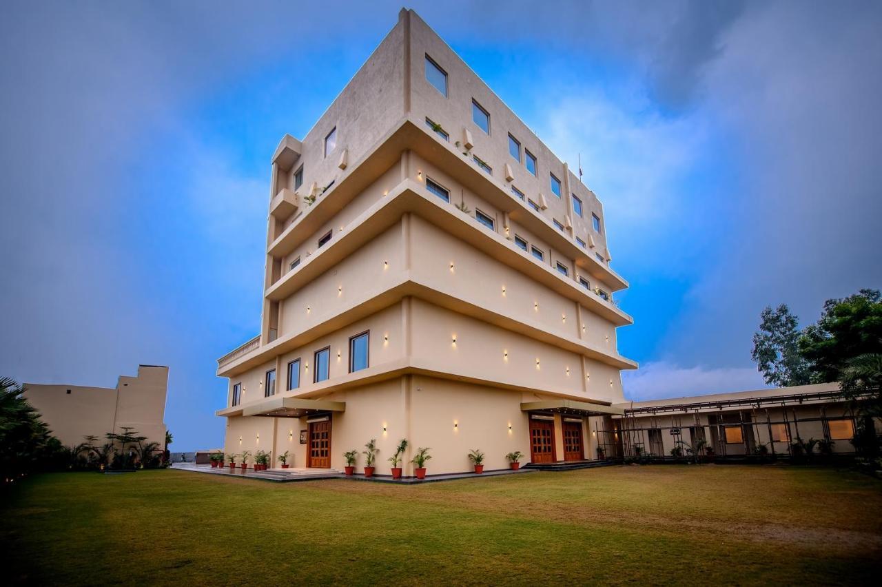 Best Western Kapurthala Kapurthala Town Exterior foto